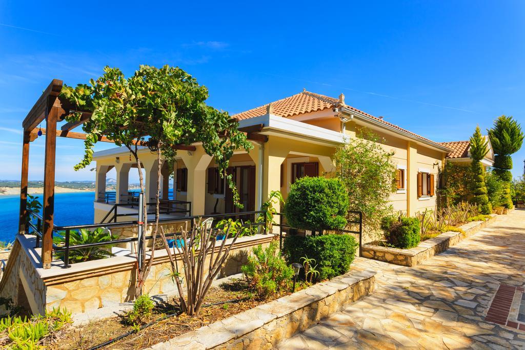 Villa Akros And Suites Keri Luaran gambar