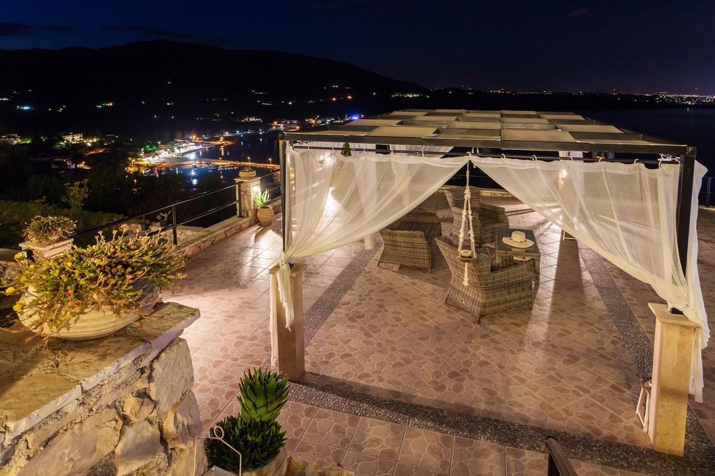 Villa Akros And Suites Keri Luaran gambar
