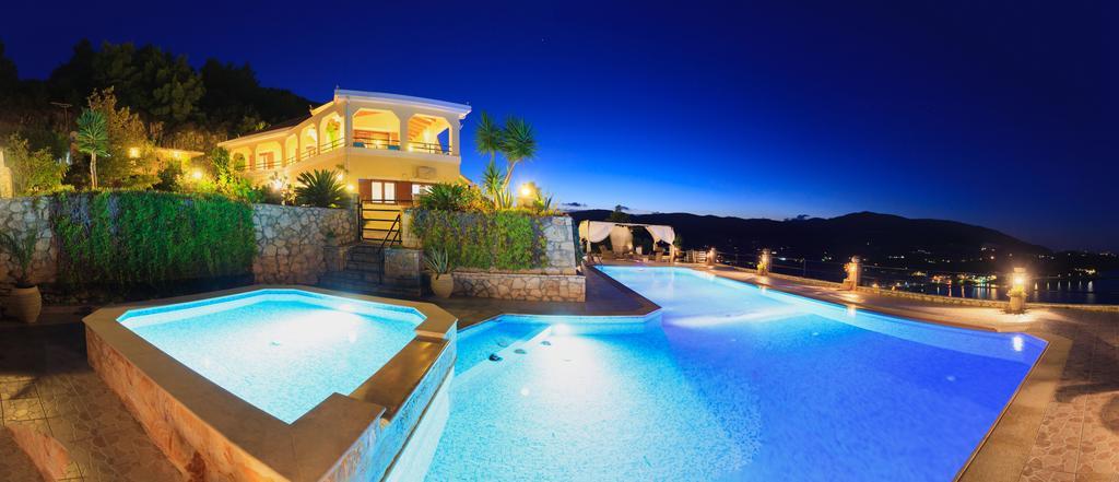 Villa Akros And Suites Keri Luaran gambar